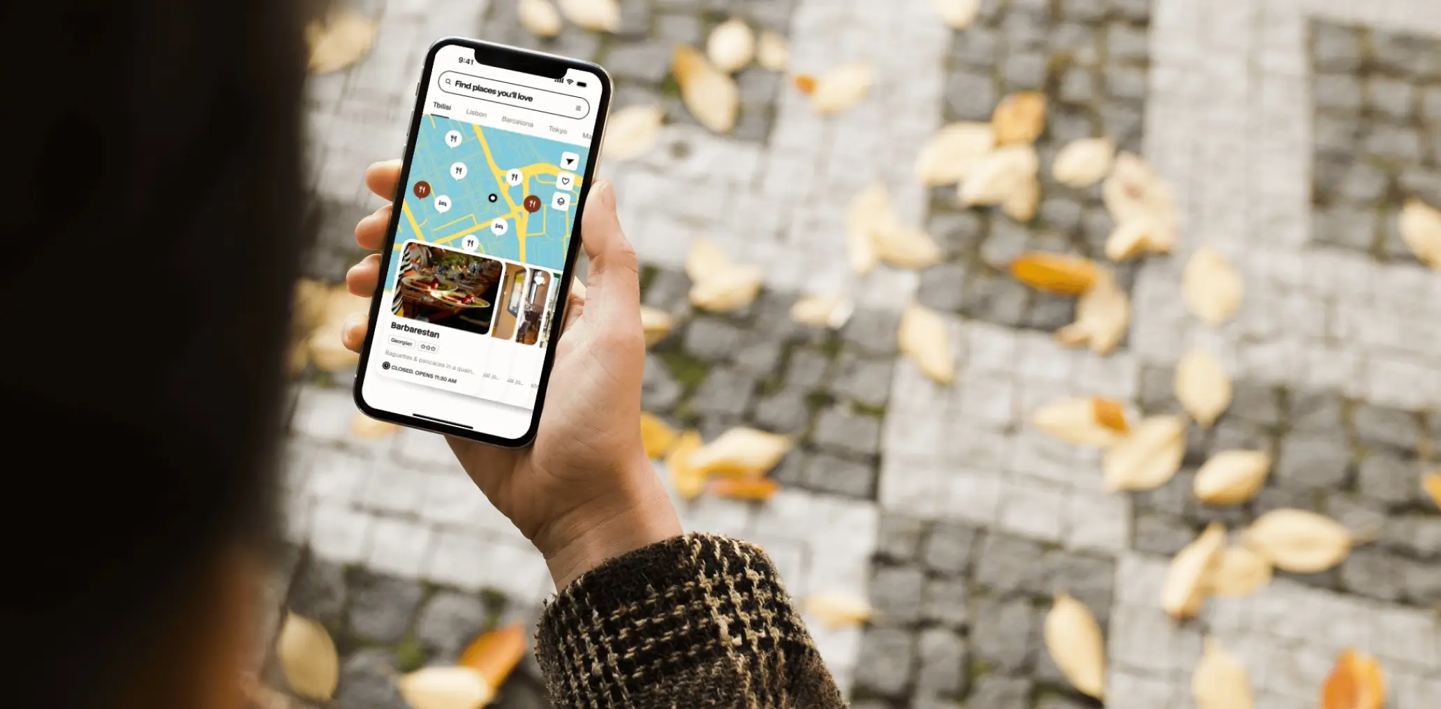 Travel App 1 mockup